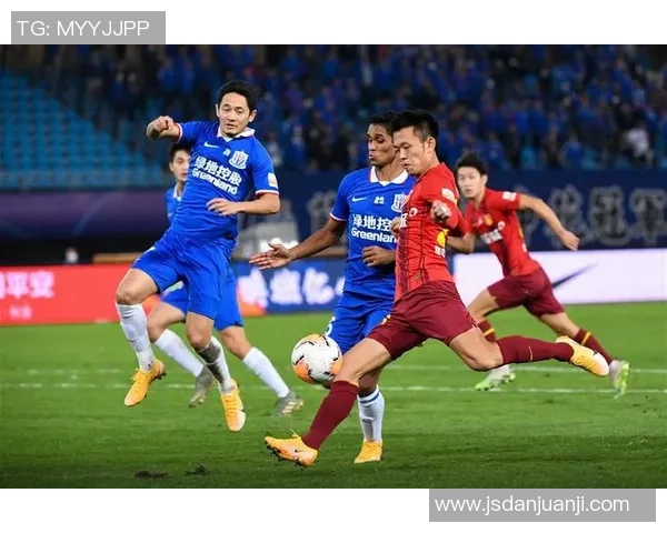 重庆足球队实力崛起荣登足球状态排行榜第七名